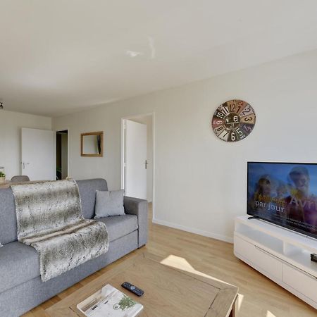 Chic Apart With Great View Of Paris Apartment Сен Дени Екстериор снимка