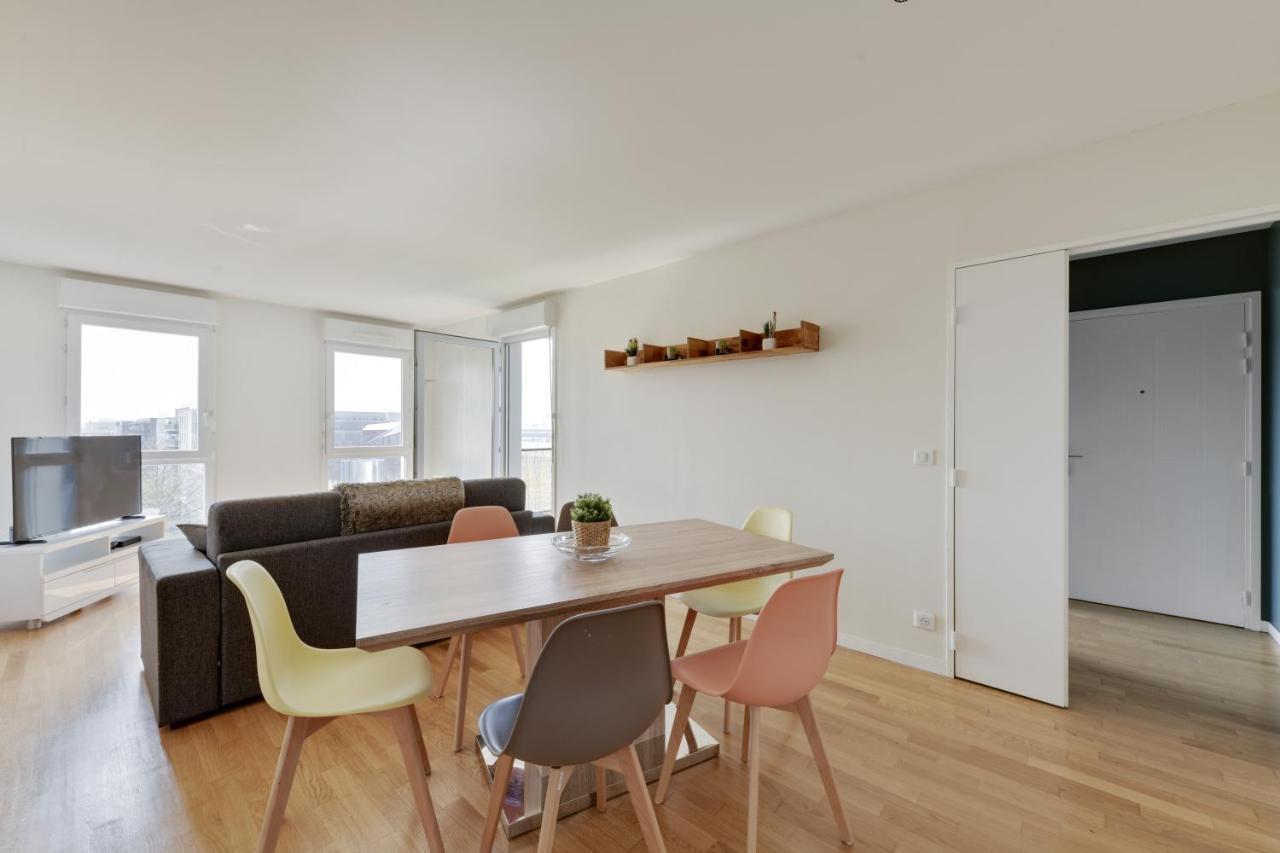 Chic Apart With Great View Of Paris Apartment Сен Дени Екстериор снимка