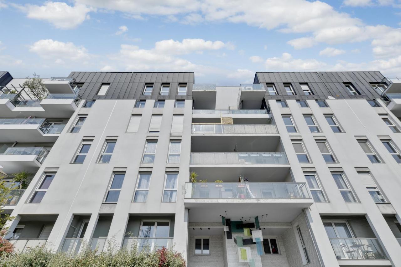 Chic Apart With Great View Of Paris Apartment Сен Дени Екстериор снимка