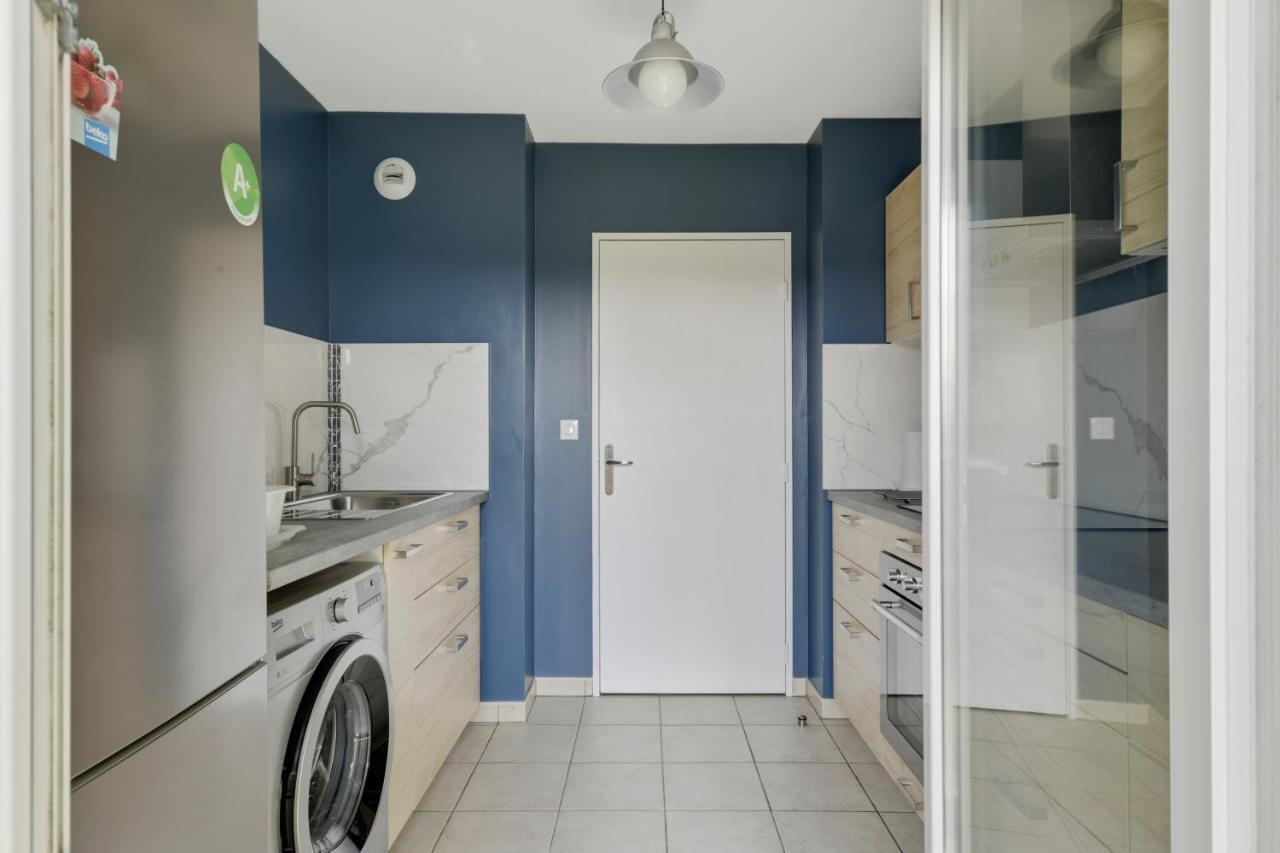 Chic Apart With Great View Of Paris Apartment Сен Дени Екстериор снимка