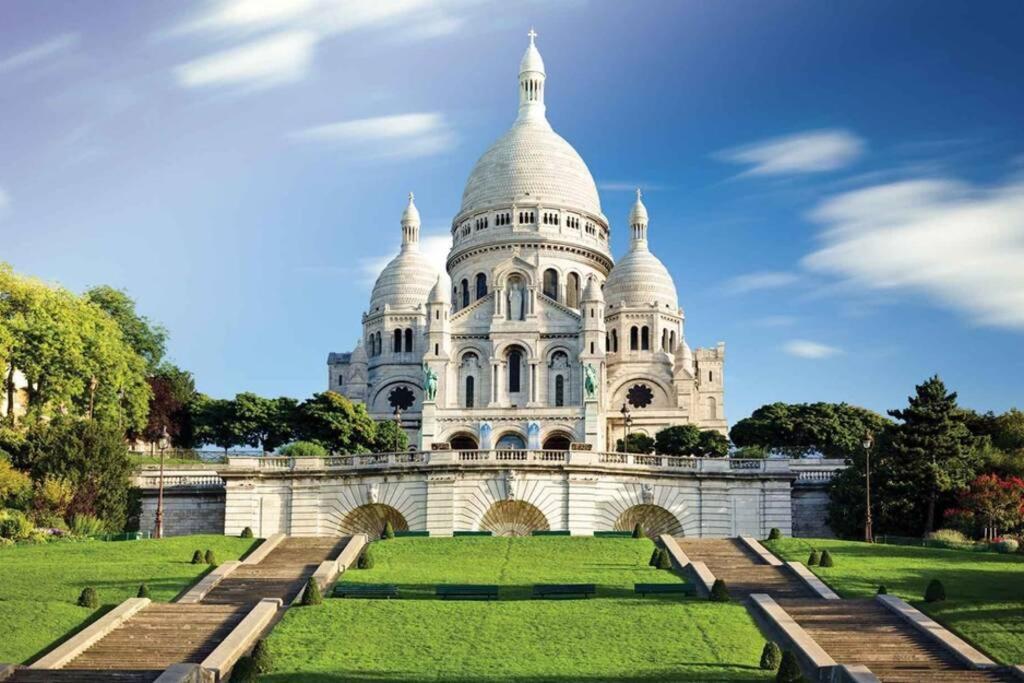 Chic Apart With Great View Of Paris Apartment Сен Дени Екстериор снимка