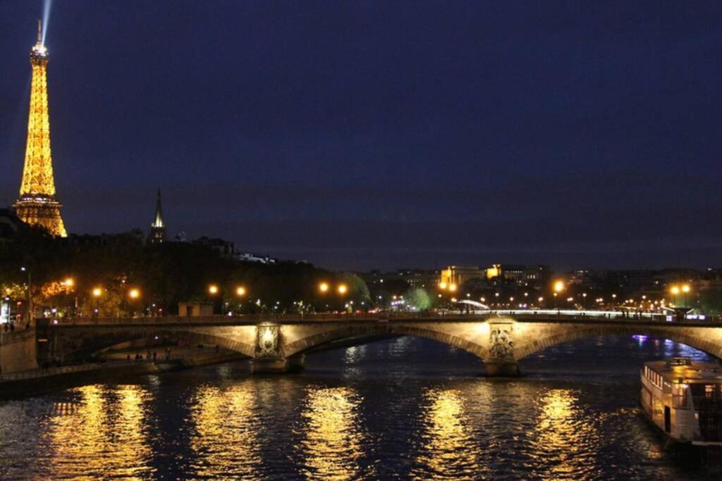Chic Apart With Great View Of Paris Apartment Сен Дени Екстериор снимка